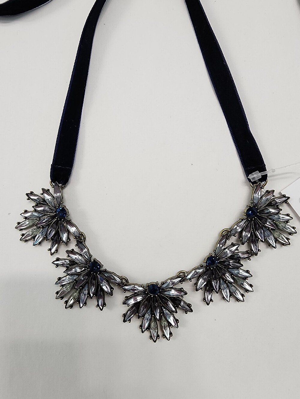 NEW! BaubleBar Smoky-Grey and Deep Navy Blue Crystal Ribbon Necklace - Picture 2 of 5